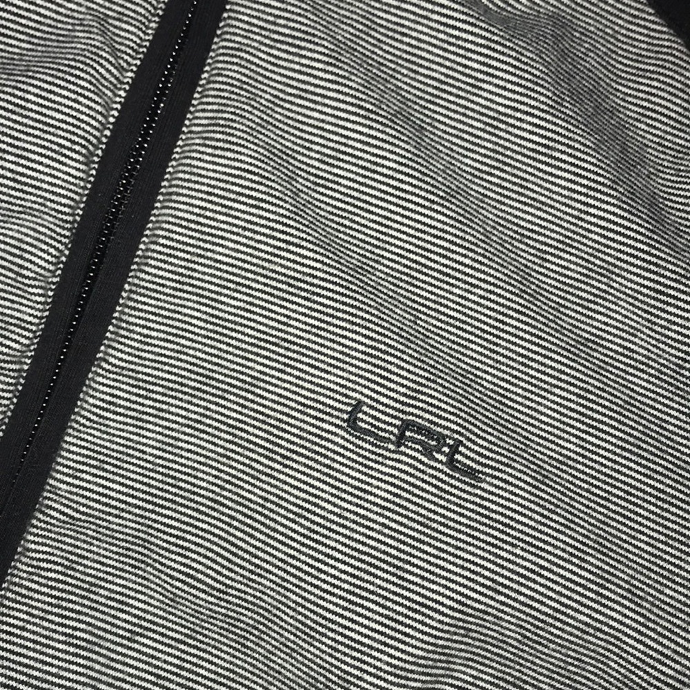 Workout jacket - Picture 2 of 2
